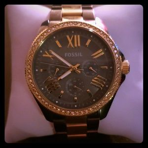 Woman's Fossil Watch ⌚